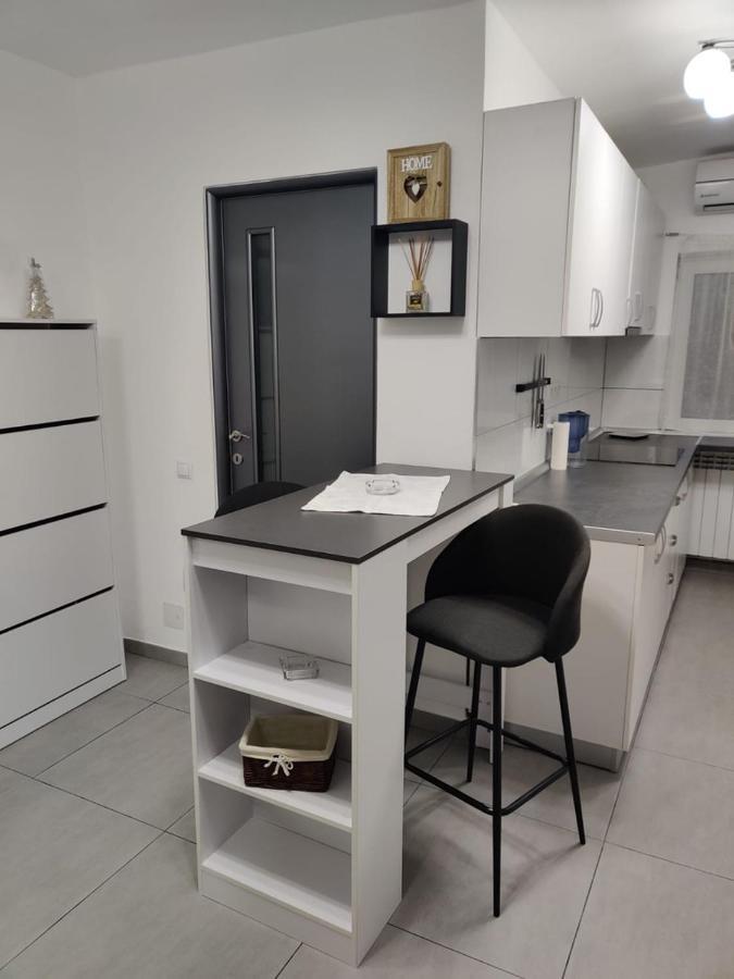 Mdm Apartment Cluj-Napoca Esterno foto